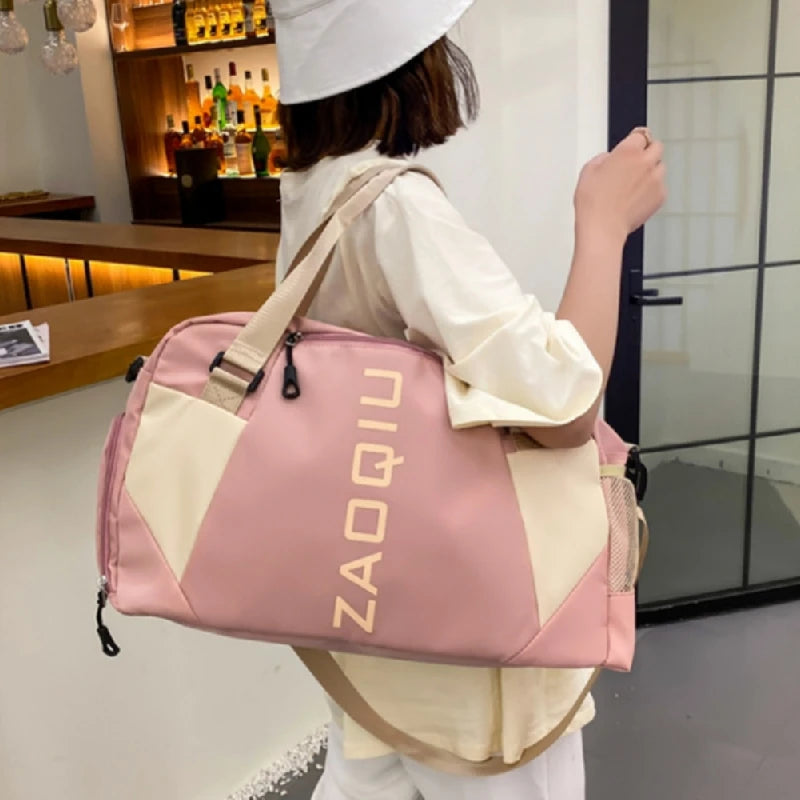 Bolsa de Academia Feminina Allurea – Compartimento para Roupas Molhadas e Sapatos