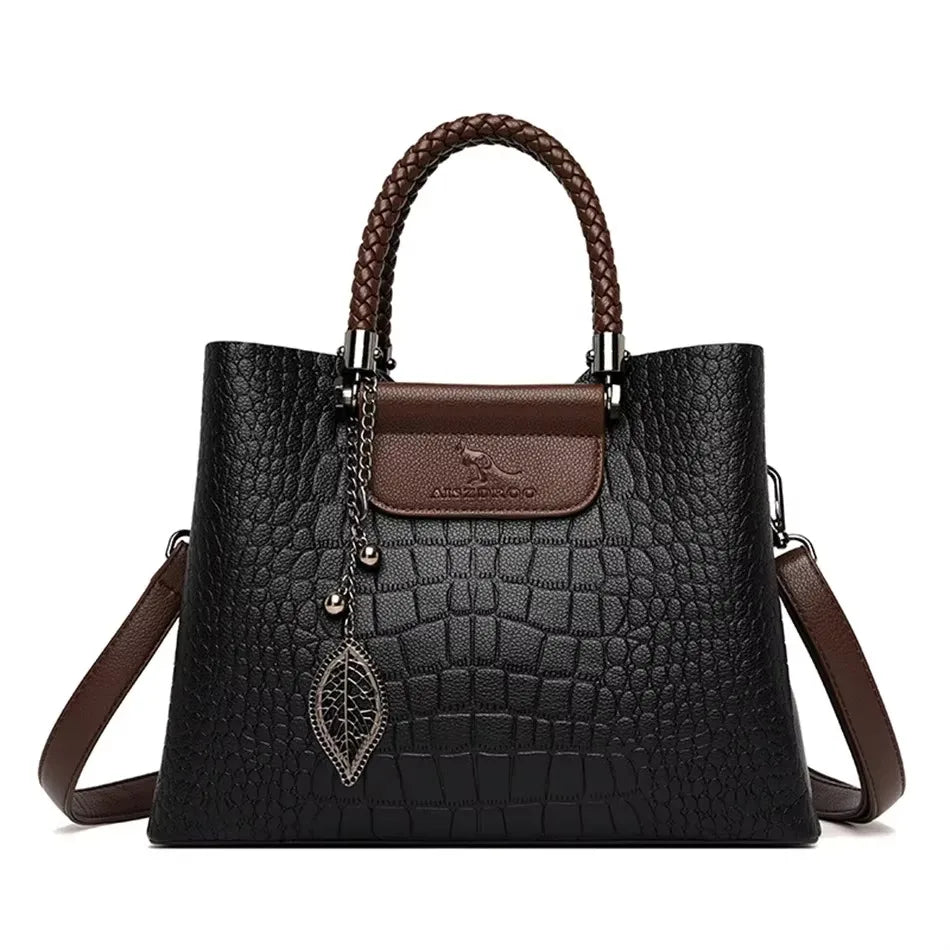 Bolsa Austroo | Textura Sofisticada. Design Atemporal. Presença Garantida.
