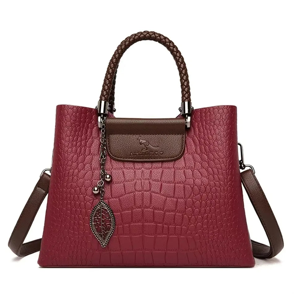 Bolsa Austroo | Textura Sofisticada. Design Atemporal. Presença Garantida.