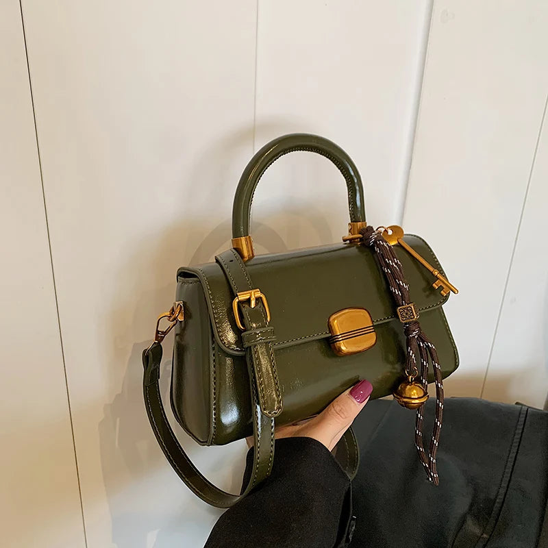 Bolsa Viena – Elegância Clássica em Versão Compacta