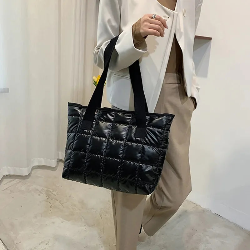 Bolsa de Ombro Allurea – Conforto e Estilo no Seu Dia a Dia