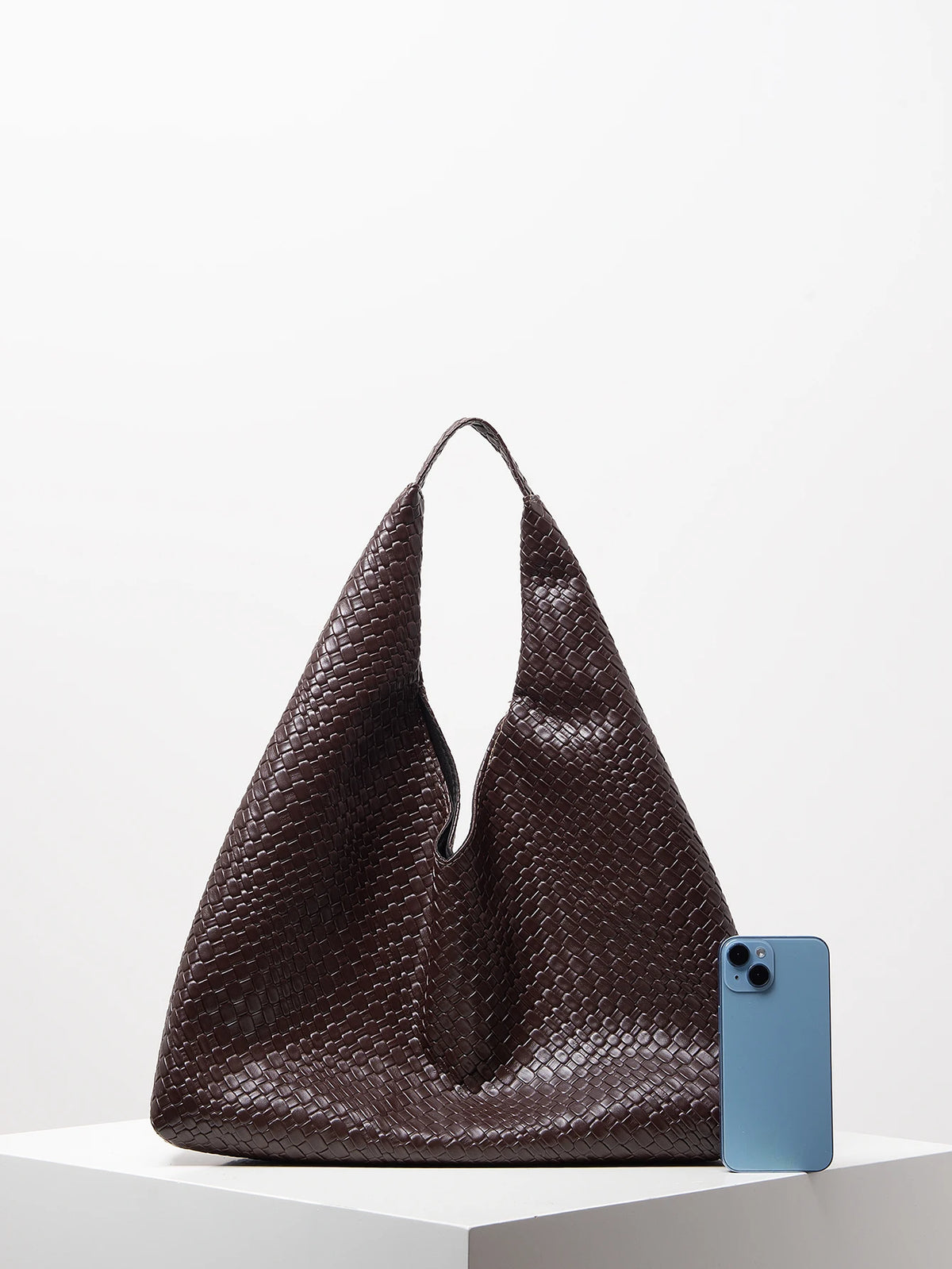 Bolsa Feminina Retrô Minimalista - Elegância e Praticidade no Seu Dia a Dia