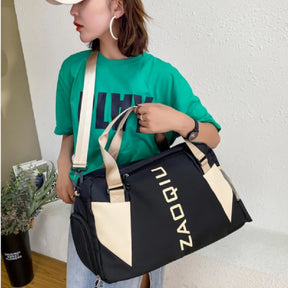 Bolsa de Academia Feminina Allurea – Compartimento para Roupas Molhadas e Sapatos